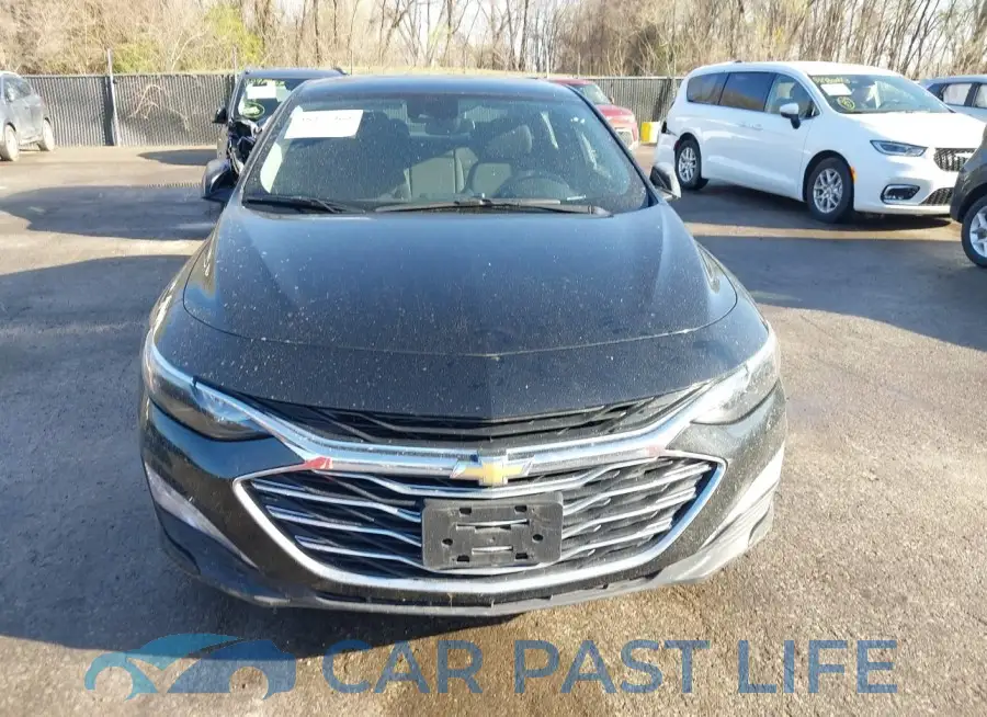 1G1ZD5ST2PF214987# 12