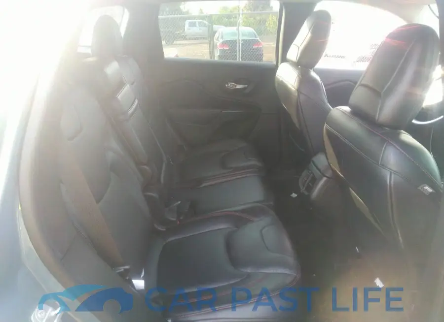 1C4PJMBS2FW576647# 8