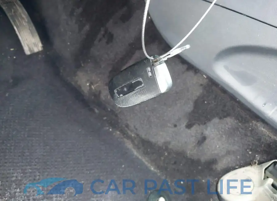 1C4RJEAG0HC890460# 11