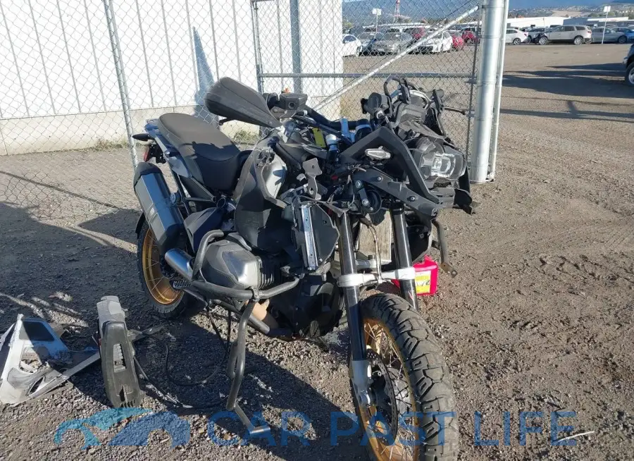 WB10J5304LZF90483# 1