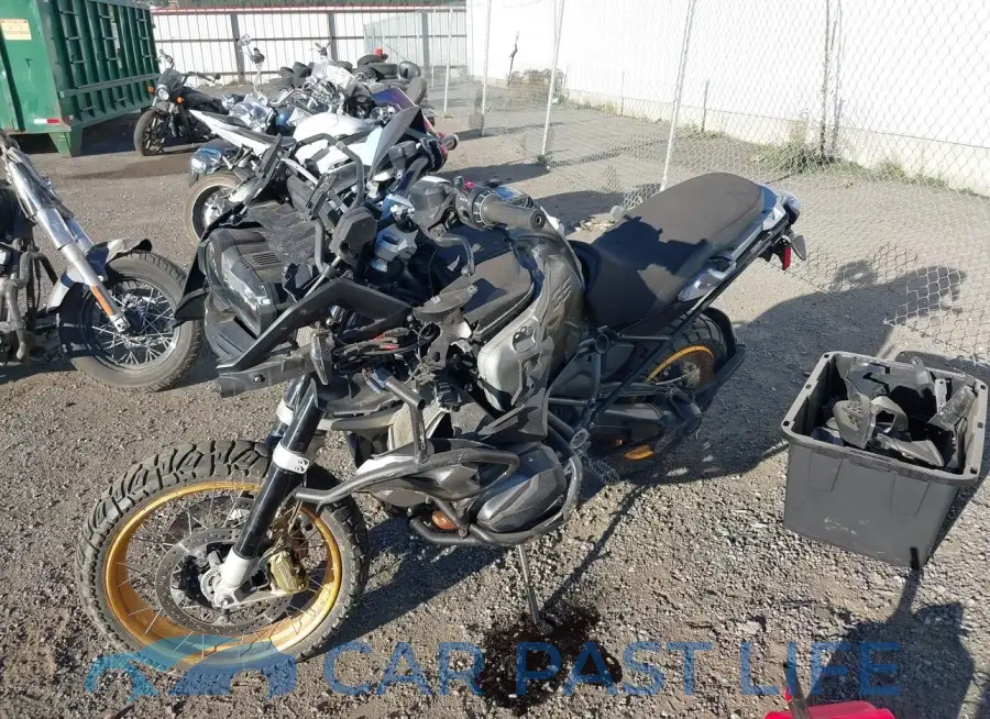 WB10J5304LZF90483# 2