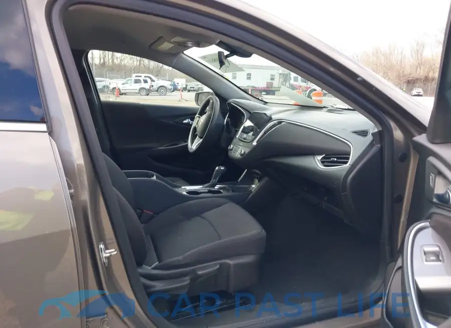 1G1ZD5STXLF122875# 5