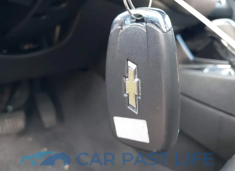 1G1ZD5STXLF122875# 11