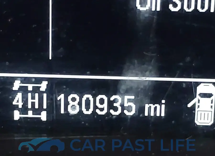 1GC4YME79NF101243# 6