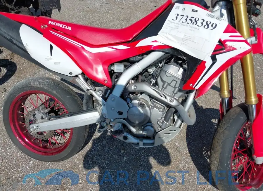 MLHMD441XJ5100883# 8