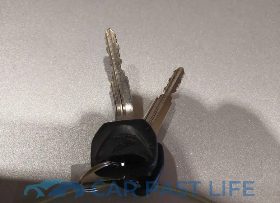 MLHMD441XJ5100883# 11