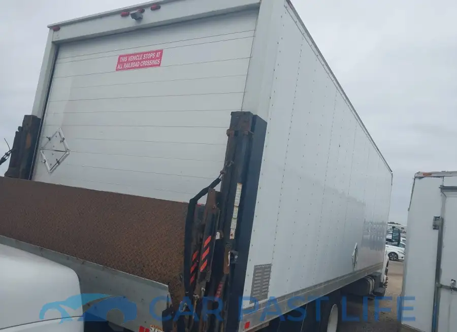 1FDWF7DC8HDB08193# 4