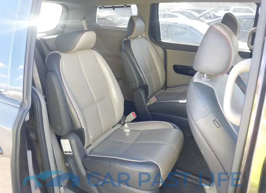 KNDMC5C16G6153953# 8