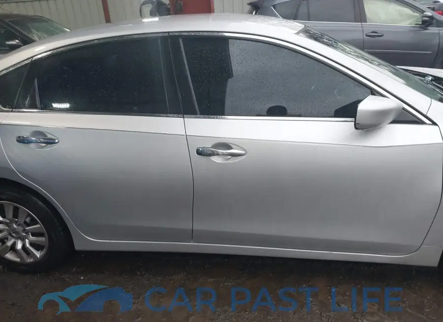 1N4AL3AP0GC176568# 13