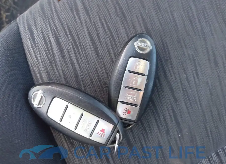 3N1AB7APXFY215308# 11