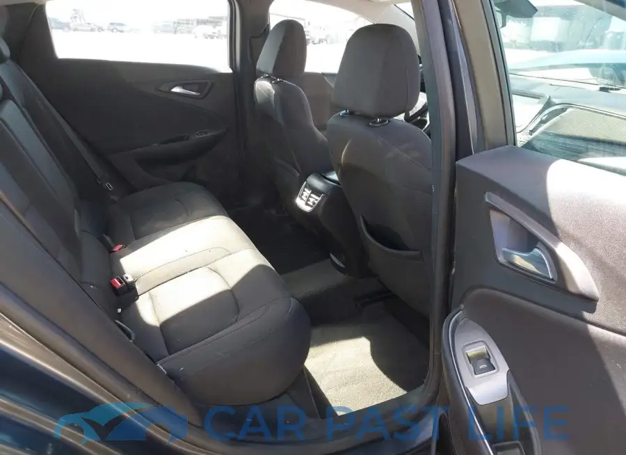 1G1ZD5STXJF140080# 8