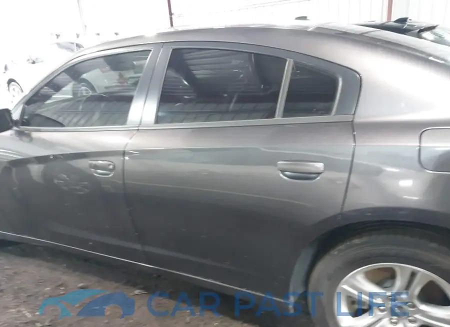2C3CDXBG3KH743601# 14