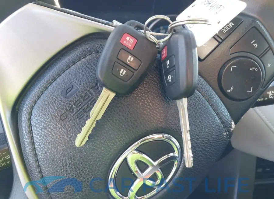 2T3WFREV8HW321678# 11