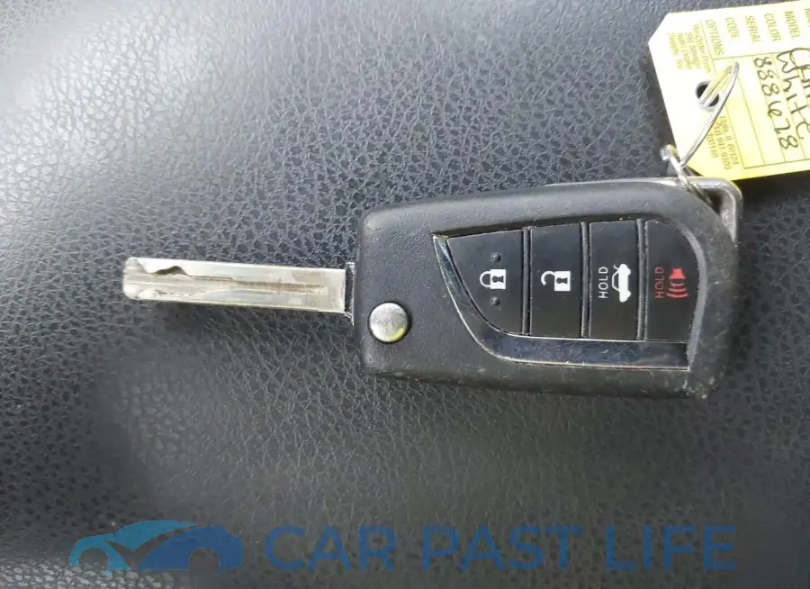 4T1G11AK2LU888678# 11