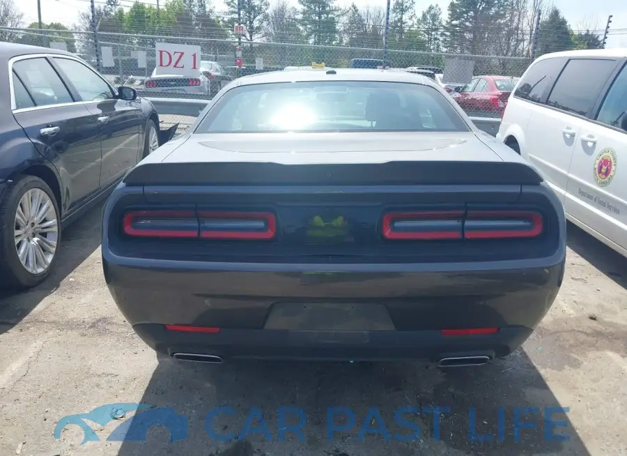 2C3CDZJG3NH263219# 17