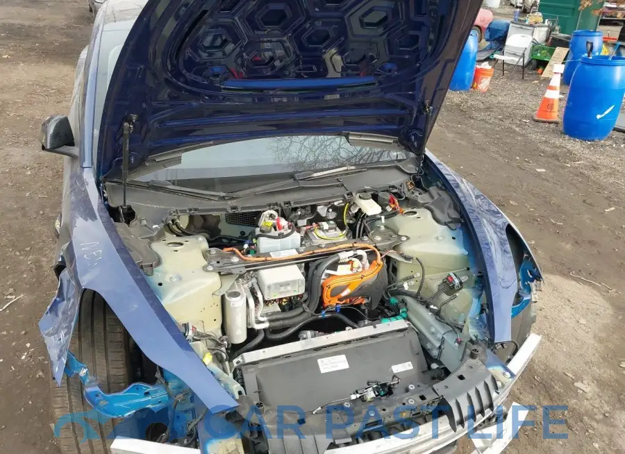 5YJ3E1EA3PF411510# 10