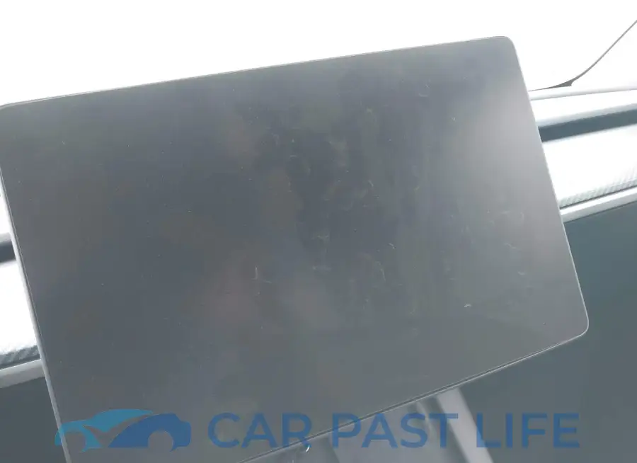 5YJ3E1EA3PF411510# 18