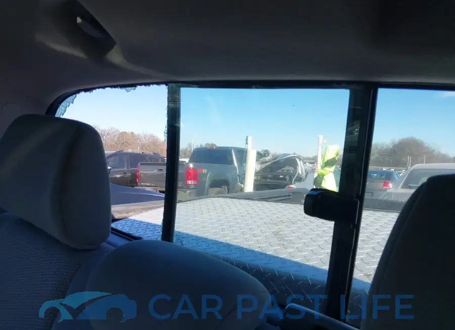 5TFNX4CN8EX041796# 8