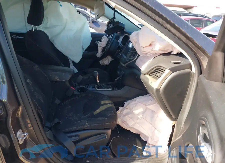 1C4PJLCBXGW376786# 5