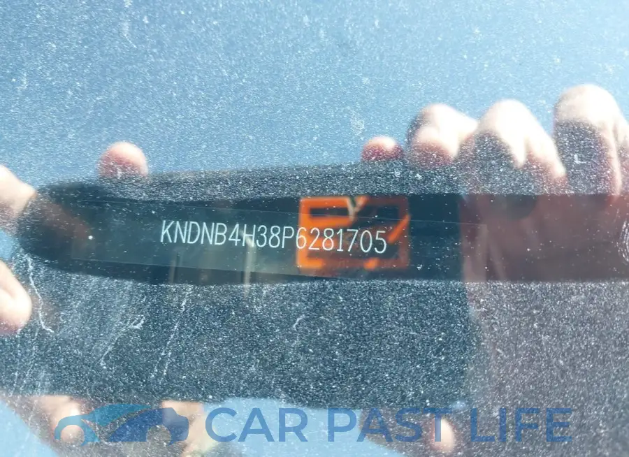 KNDNB4H38P6281705# 9