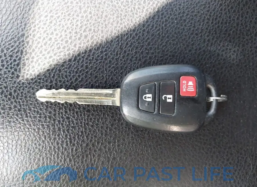 2T3ZFREV6EW098226# 11