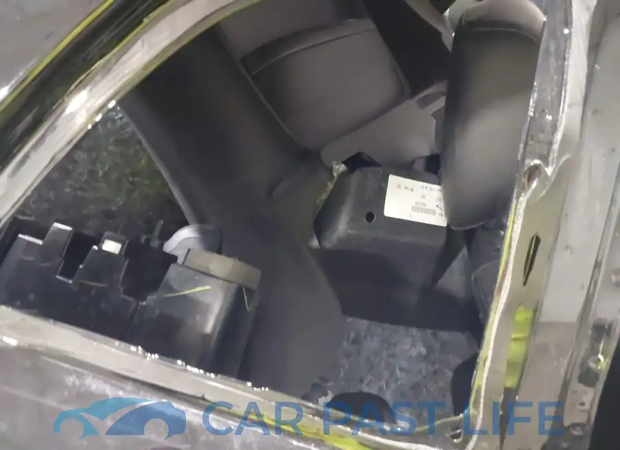 2C3CDZGG6NH107912# 8
