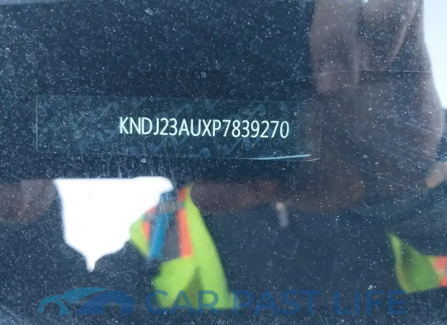 KNDJ23AUXP7839270# 9