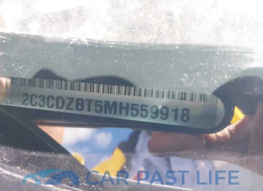 2C3CDZBT5MH559918# 9