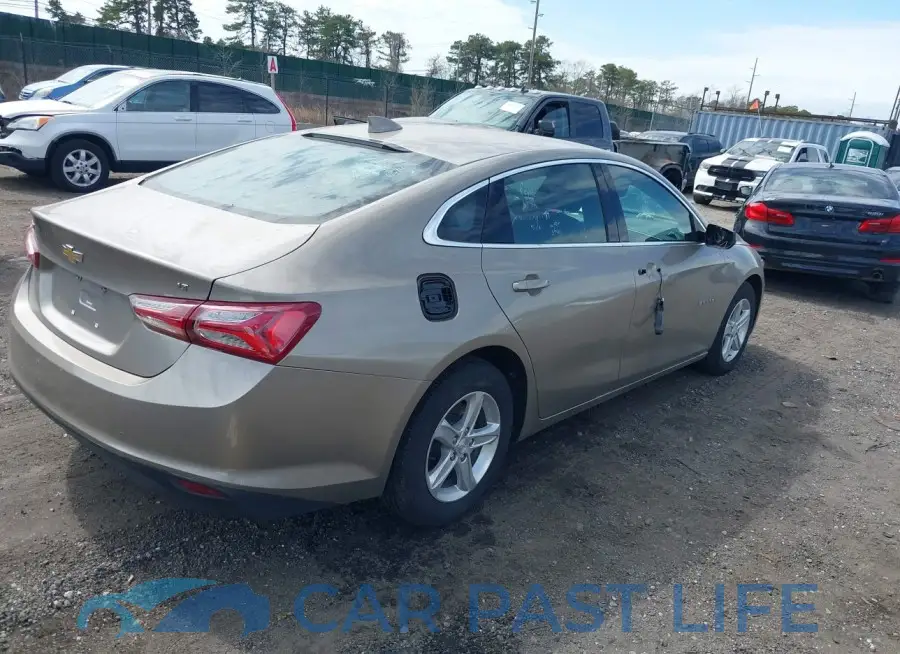 1G1ZD5ST1NF158411# 4