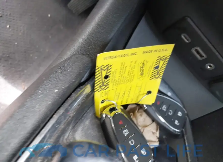 1G1ZD5ST1NF158411# 11