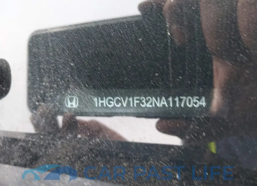 1HGCV1F32NA117054# 9