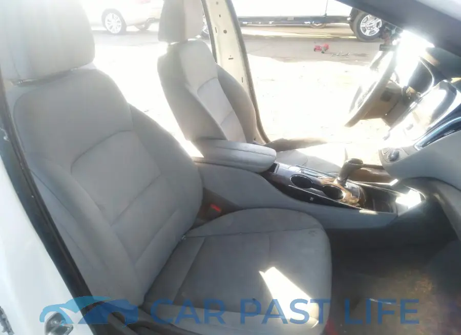 1G1ZD5ST4KF209525# 5