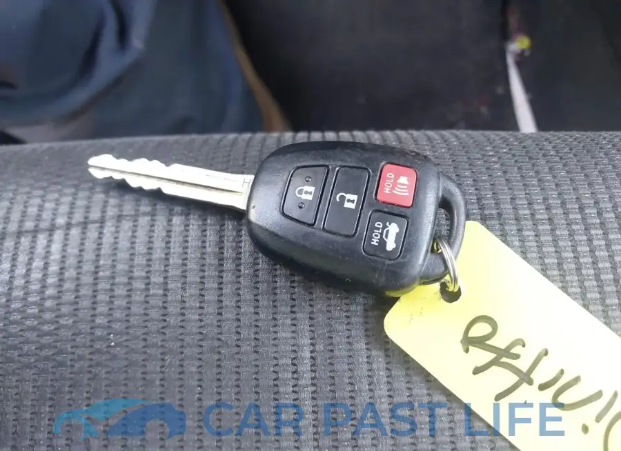 2T1BURHE2JC964821# 11