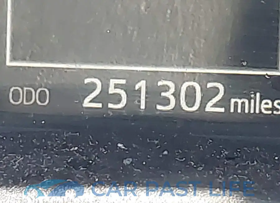 2T1BURHE2JC964821# 15