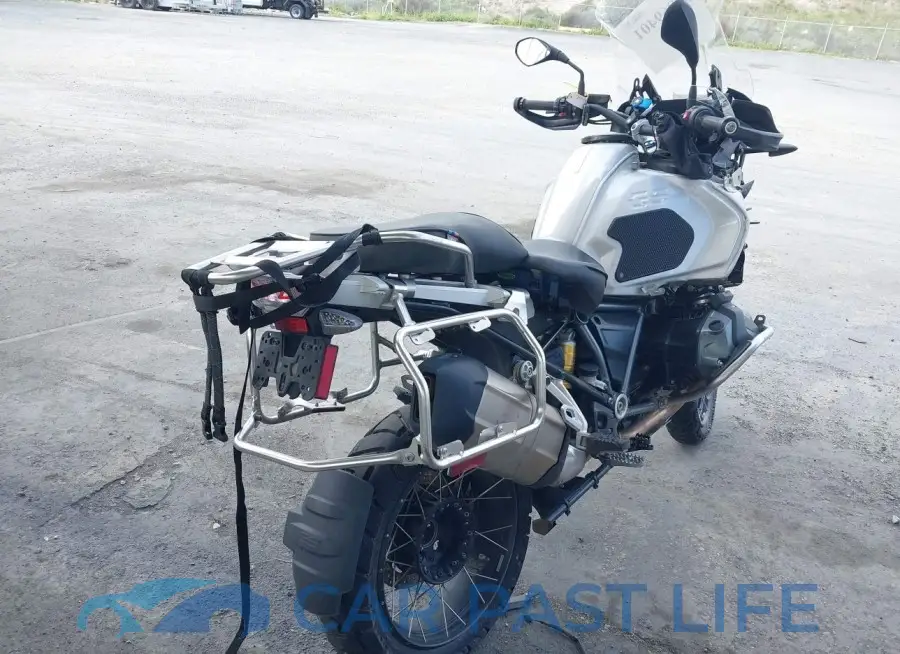 WB10J5301LZF79425# 4