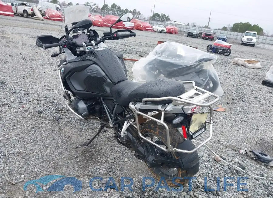 WB10M1305M6D87167# 3