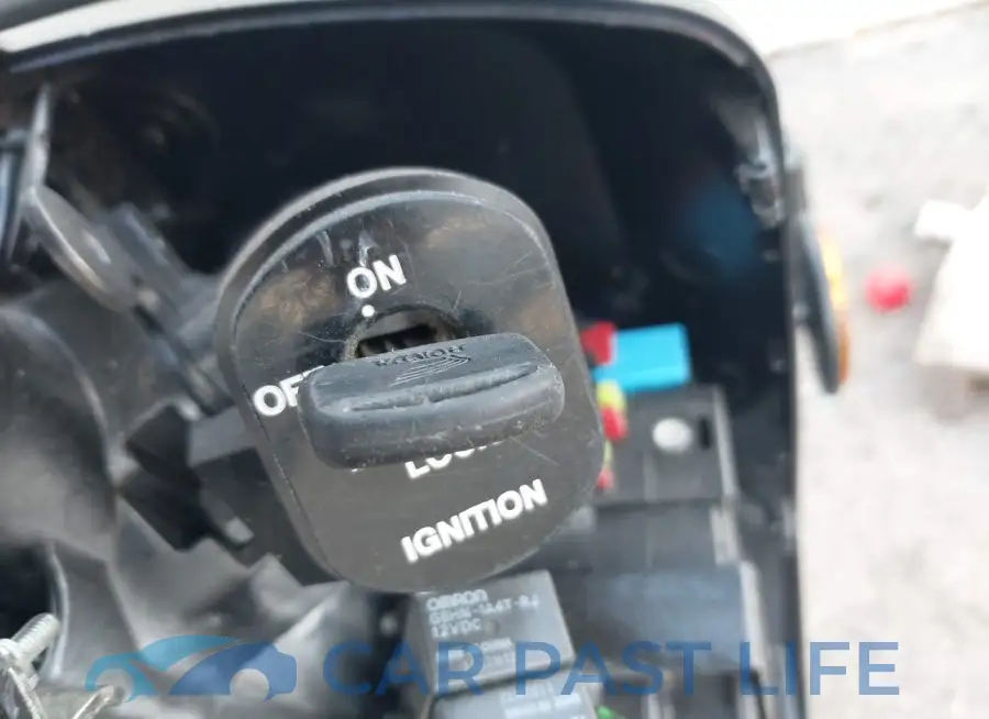 JH2AF5817PK101443# 11