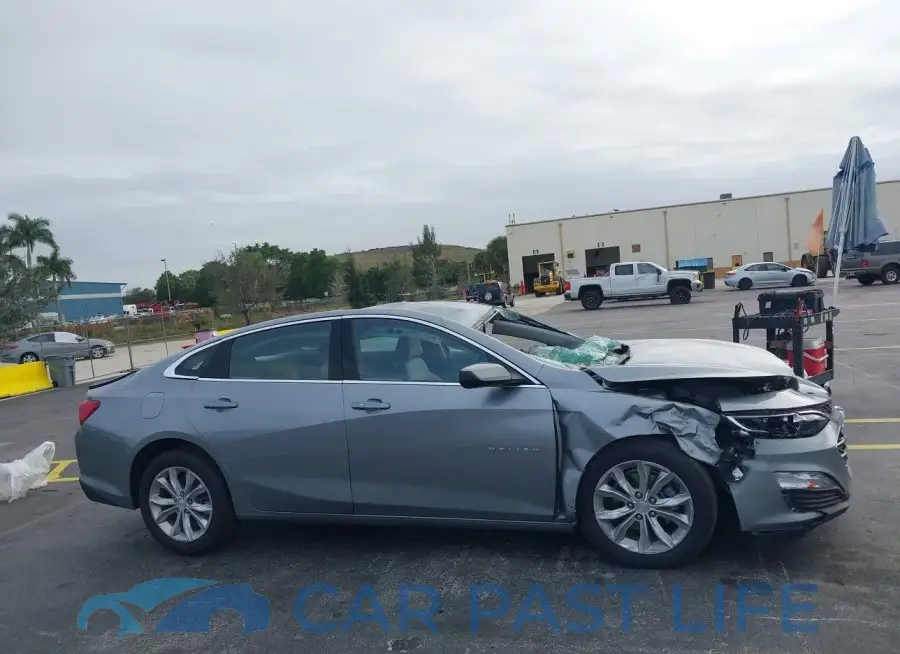 1G1ZD5ST8RF107848# 13