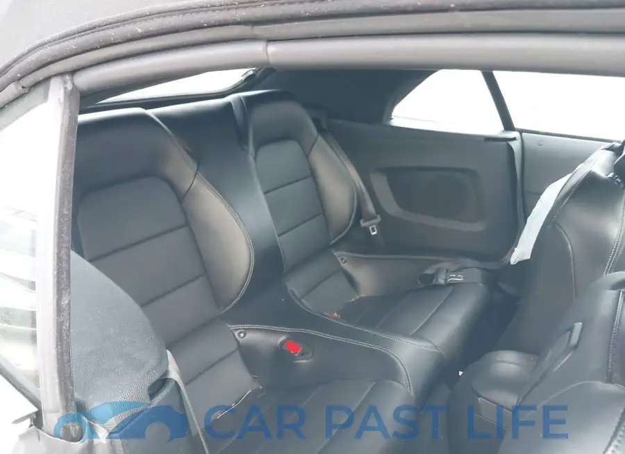 1FATP8UH7P5105600# 8