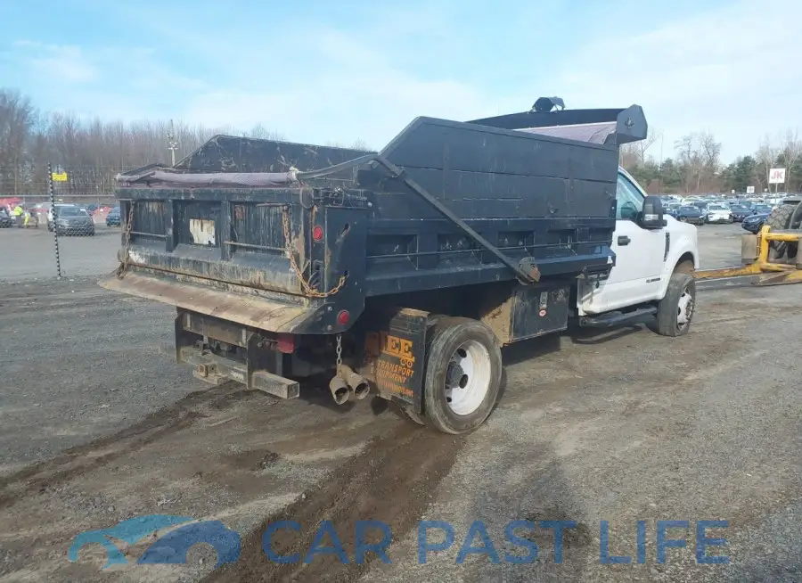 1FDUF5GT5KDA22242# 4