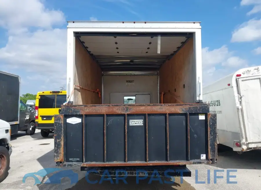 1FDWE3FL4FDA01485# 17