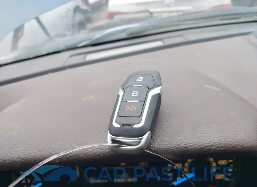 1FTEW1EG2FFC69915# 11