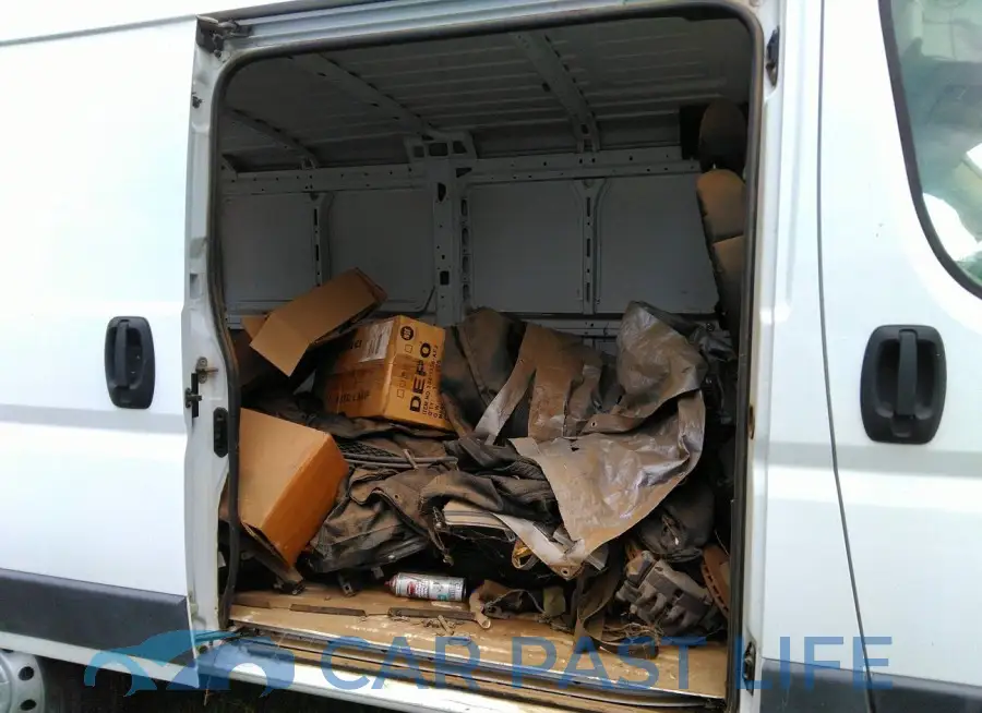 3C6TRVAG1HE520617# 14