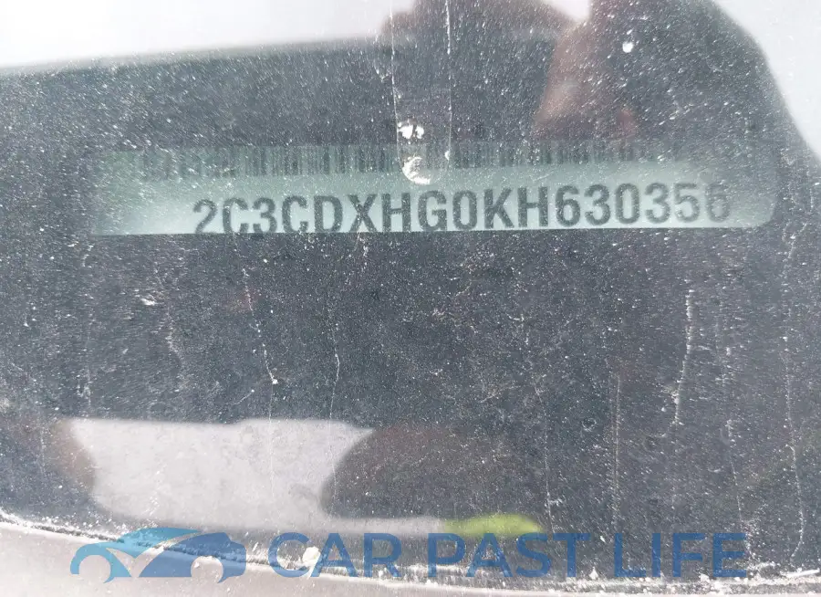 2C3CDXHG0KH630356# 9