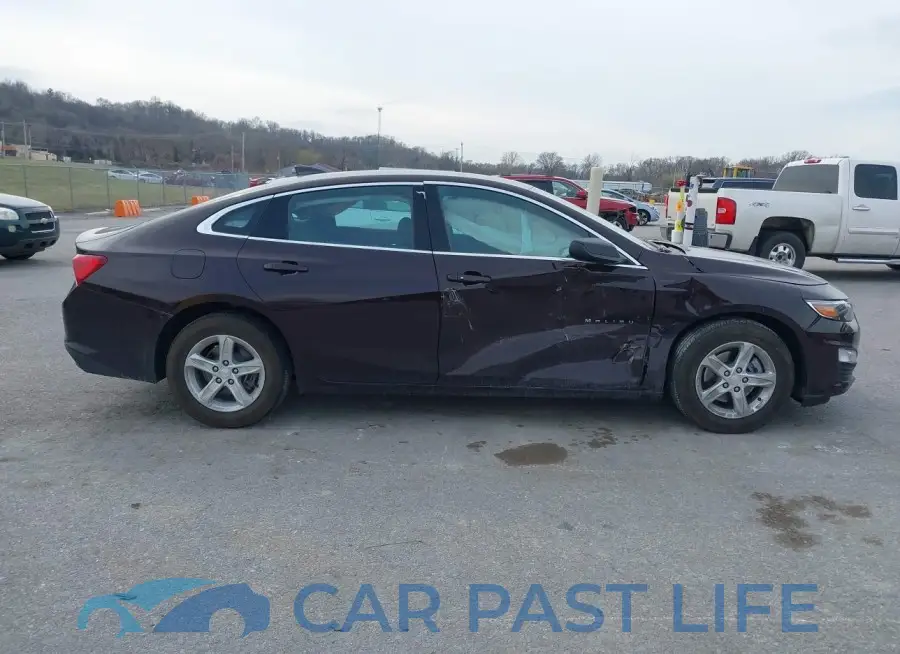 1G1ZB5ST8LF119317# 13