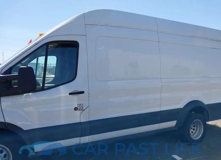 1FTRS4X81LKB52916# 15