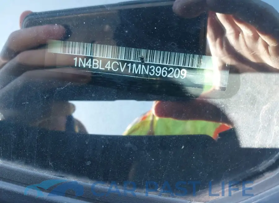 1N4BL4CV1MN396209# 9