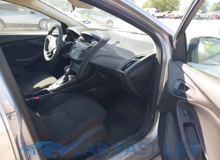 1FADP3E2XJL321543# 5