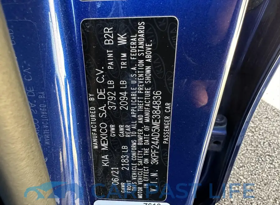 3KPF24AD5ME384836# 8