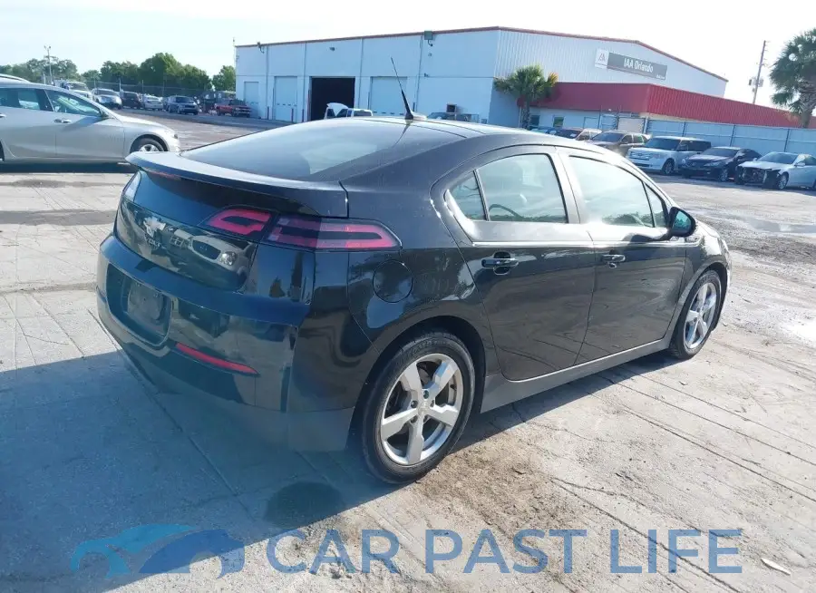 1G1RD6E49EU133925# 4